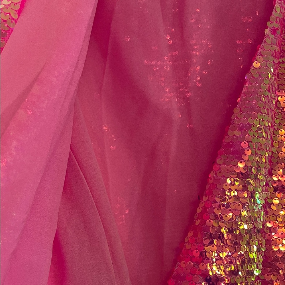 Buddy Love Vibrant Pink Sequin Wrap M - Picture 6 of 7